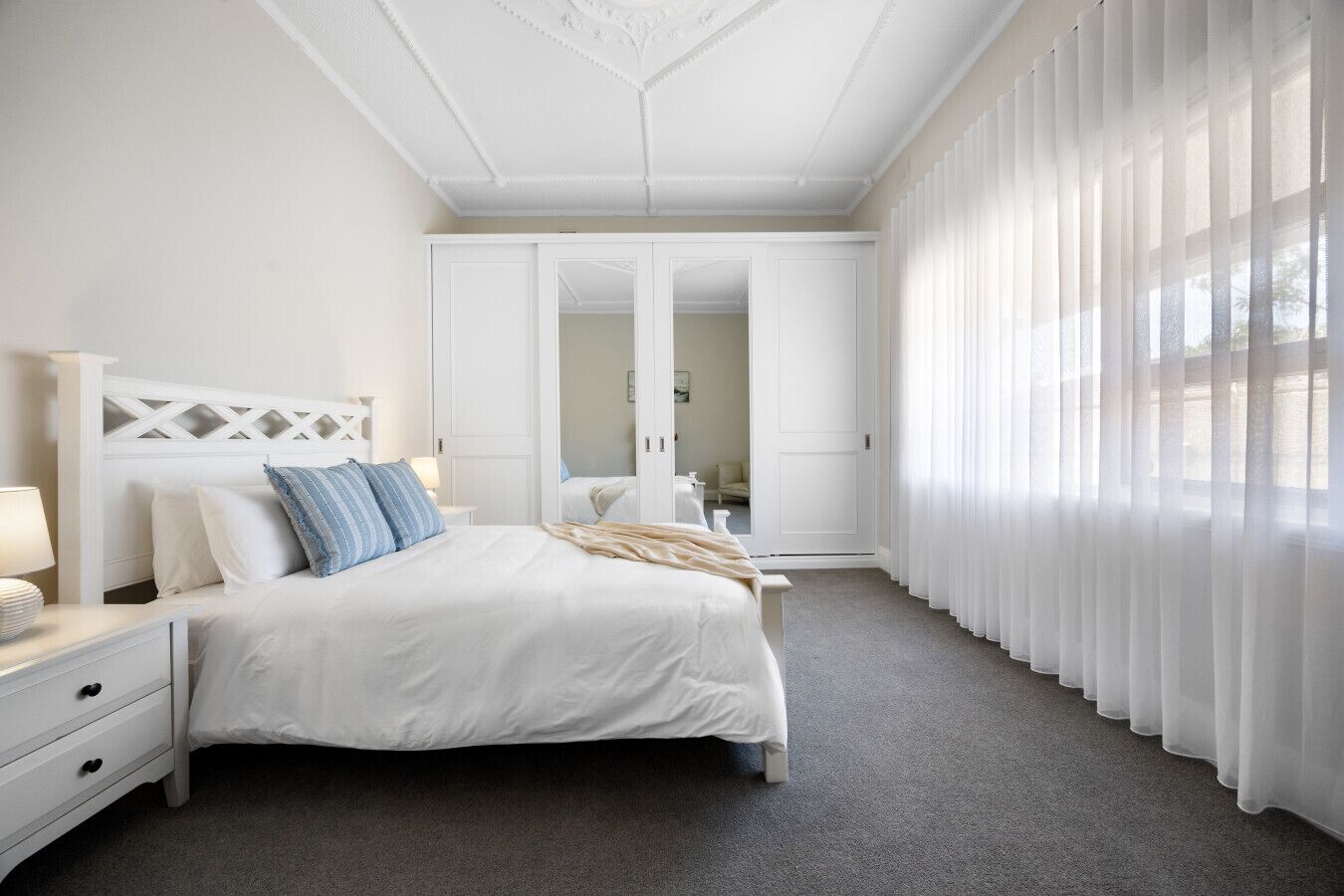 3 sovrum, skrivbord, strykjärn/strykbräda och wi-fi