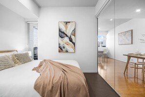 1 bedroom, desk, iron/ironing board, WiFi