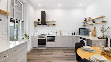Microwave, oven, stovetop, toaster