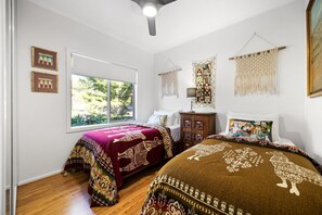 2 chambres, fer et planche à repasser, accès Internet