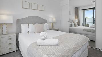 3 bedrooms, iron/ironing board, WiFi