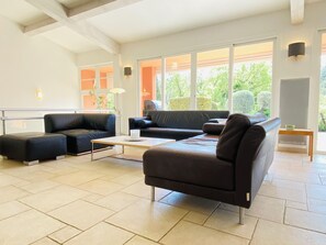 TV - Belle villa moderne et élégante - piscine - Montauroux -Pays de Fayence-Provence (Montauroux)