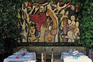 Outdoor dining - Belle villa moderne et élégante - piscine - Montauroux -Pays de Fayence-Provence (Montauroux)