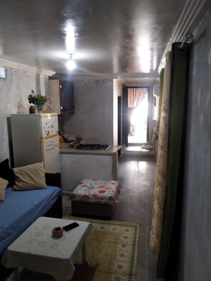 1 makuuhuone, silitysrauta/-lauta, Wi-Fi, vuodevaatteet