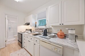 Microwave, oven, stovetop, dishwasher