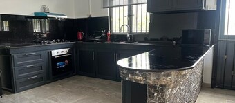 Delightful 3-Bedroom Apartment in Balaclava with Access to Shared Pool