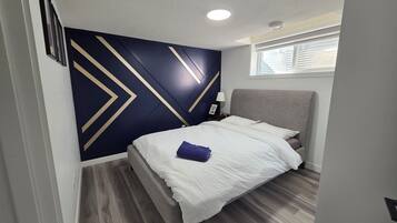 2 dormitorios, tabla de planchar con plancha, wifi gratis y ropa de cama