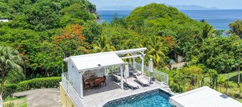Tropical Indies Dream Soothing getaway - Cosy living room - 55 m² studio suite