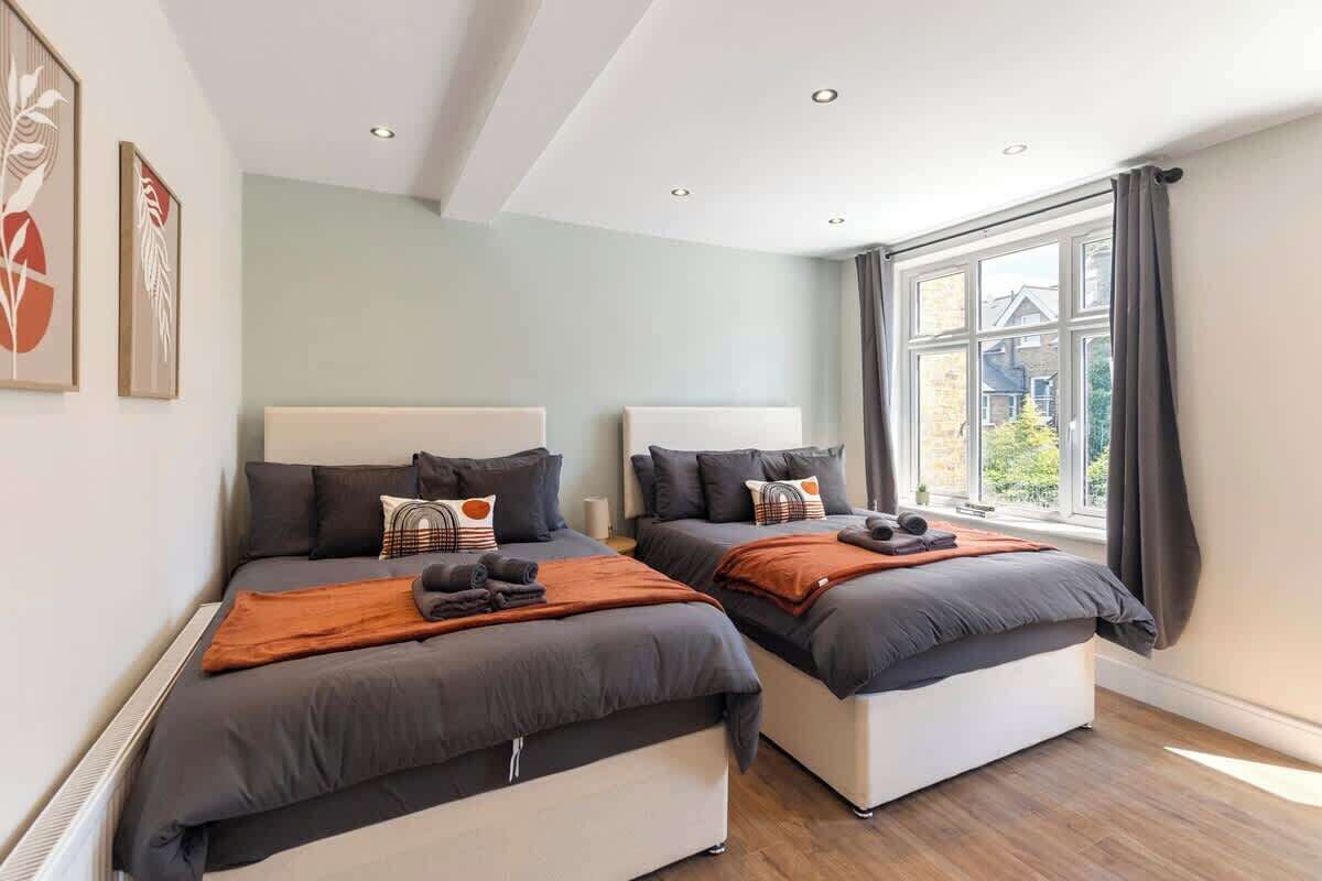 2 bedrooms, iron/ironing board, travel crib, WiFi