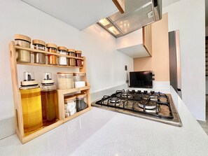 Microwave, oven, stovetop