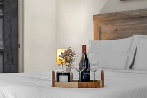 Schreibtisch, Bügeleisen/Bügelbrett, WLAN, Bettwäsche