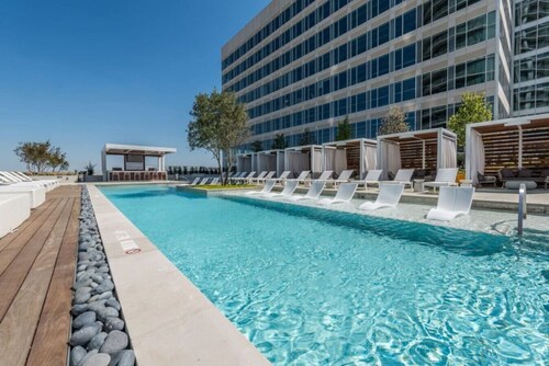 Channelside: Workers Paradise| Near Everything