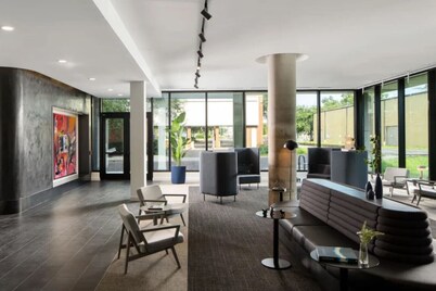 Downtown Ybor Studio Escape | Free Parking
