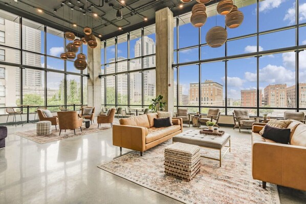 Interior - Chic Studio in Downtown Indy | Walkable Location (Indianapolis)