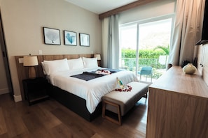 1 bedroom, in-room safe, desk, iron/ironing board