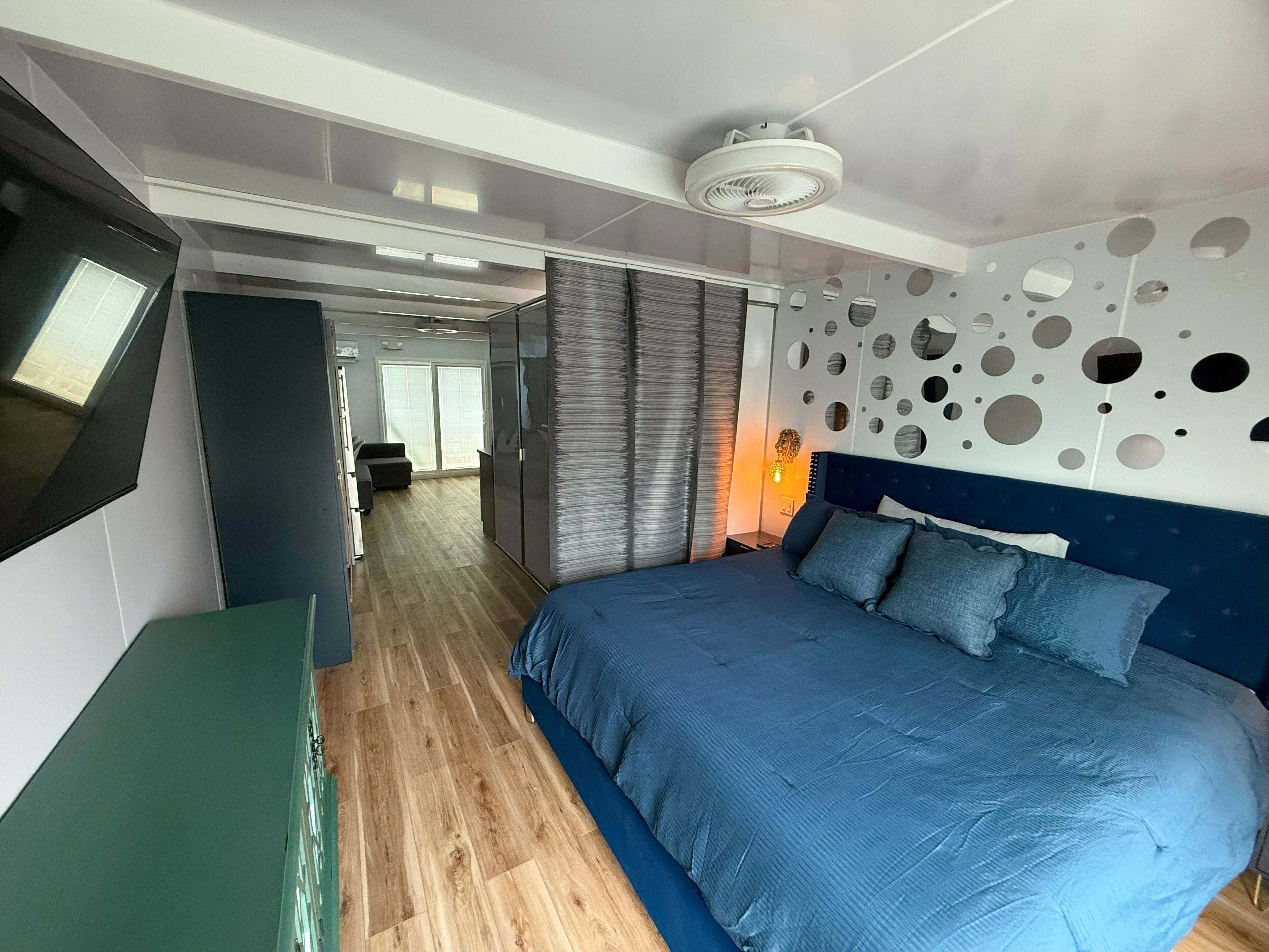 1 bedroom, free WiFi, bed sheets