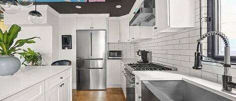 Microwave, oven, stovetop, dishwasher