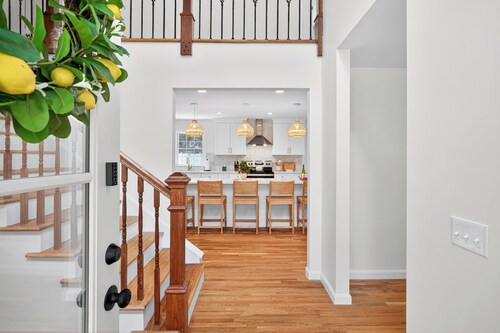 Family Cape Cod Oasis - Pool - Hot Tub - Game Room - Kids Room - Home Theater