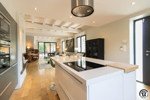 Fridge, microwave, dishwasher, high chair
