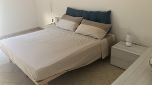 2 habitaciones y ropa de cama