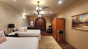 9 chambres, fer et planche à repasser, Wi-Fi, literie fournie