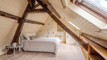 2 makuuhuonetta, Wi-Fi, vuodevaatteet