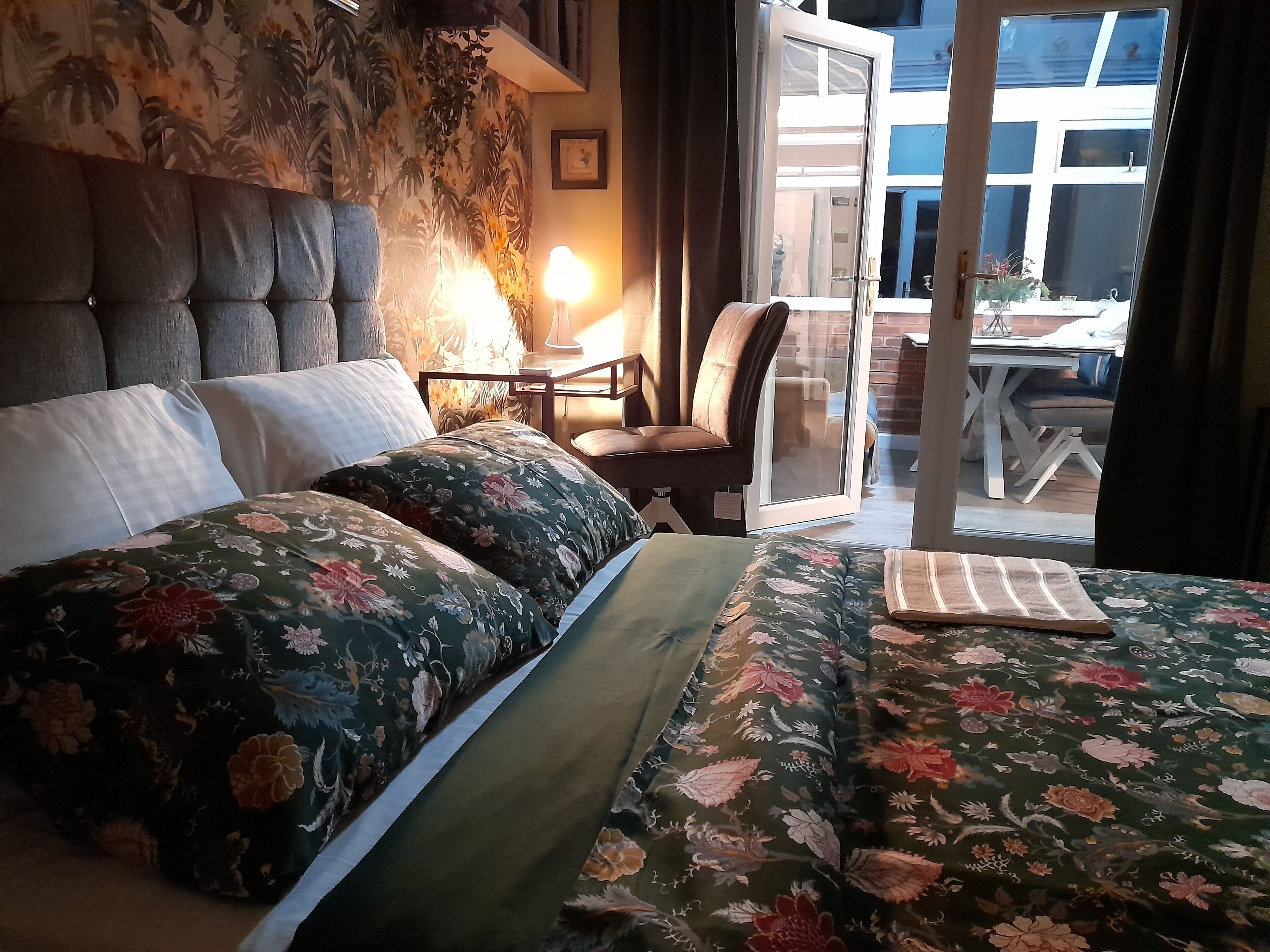 1 camera, Wi-Fi gratuito