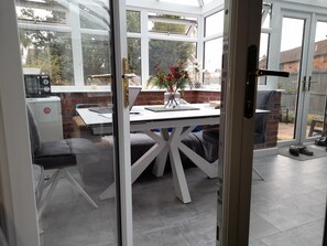 Interior - Cosy Spacious Bedroom with dedicated Shower/Toilet in the Heart of West Midlands (Willenhall)