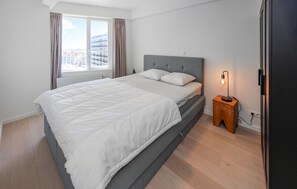 2 Schlafzimmer, Reisekinderbett, kostenloses WLAN