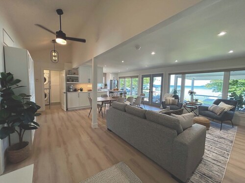 Coastal Capri Cottage - Waterfront -Scott McGillivray  Vacation House Rules Reno