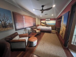 1 habitación, tabla de planchar con plancha y wifi