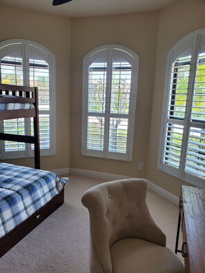 4 chambres, fer et planche Ă repasser, Wi-Fi