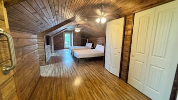3 slaapkamers, een kluis op de kamer, reisbedje, gratis wifi