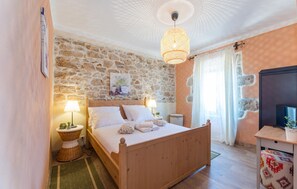 4 Schlafzimmer, Bügeleisen/Bügelbrett, Reisekinderbett, kostenloses WLAN