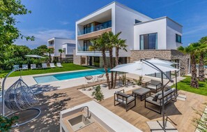 A heated pool - Stunning home in Pomer with sauna (Pomer)