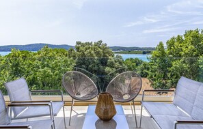 Terrace/patio - Stunning home in Pomer with sauna (Pomer)