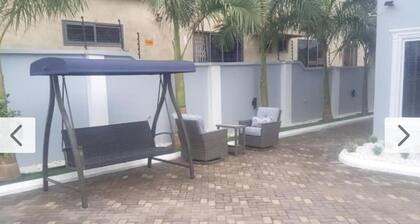 The Lodge at Seasons 52 - A serene 2-bedroom condo with AC in charming community