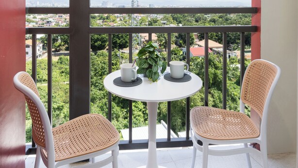 Appart'hôtel, 1 chambre, accessible aux personnes à mobilité réduite, balcon | Balcon