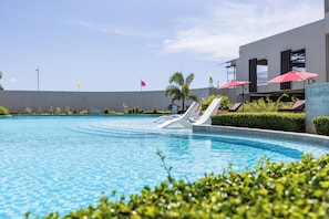 Condo, 1 Bedroom, Accessible, Balcony | Pool
