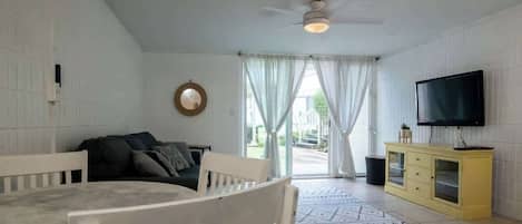 Televisio, työhuone