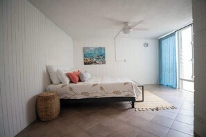 熨斗/熨衫板、可攜式嬰兒床、Wi-Fi、床單