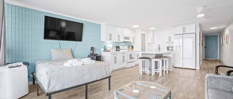 1 habitación, tabla de planchar con plancha, cuna de viaje y wifi