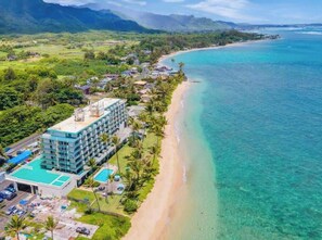 Unclassified image, 4 of 43, button