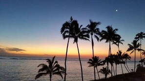 Unclassified image, 5 of 63, button - Luxurious Beachfront Condo w/ AC (Hauula)