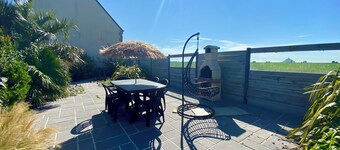 Grand Gîte sleeps 14 with view of Mont Saint Michel
