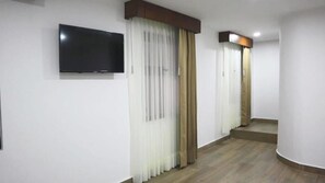 ห้องแฟมิลี่, วิวสวนหย่อม | ภายใน