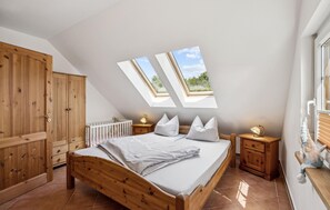 2 Schlafzimmer, Reisekinderbett, kostenloses WLAN