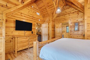 House (Multiple Bedrooms) | Interior
