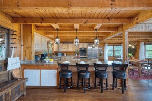 House (Multiple Bedrooms) | Interior