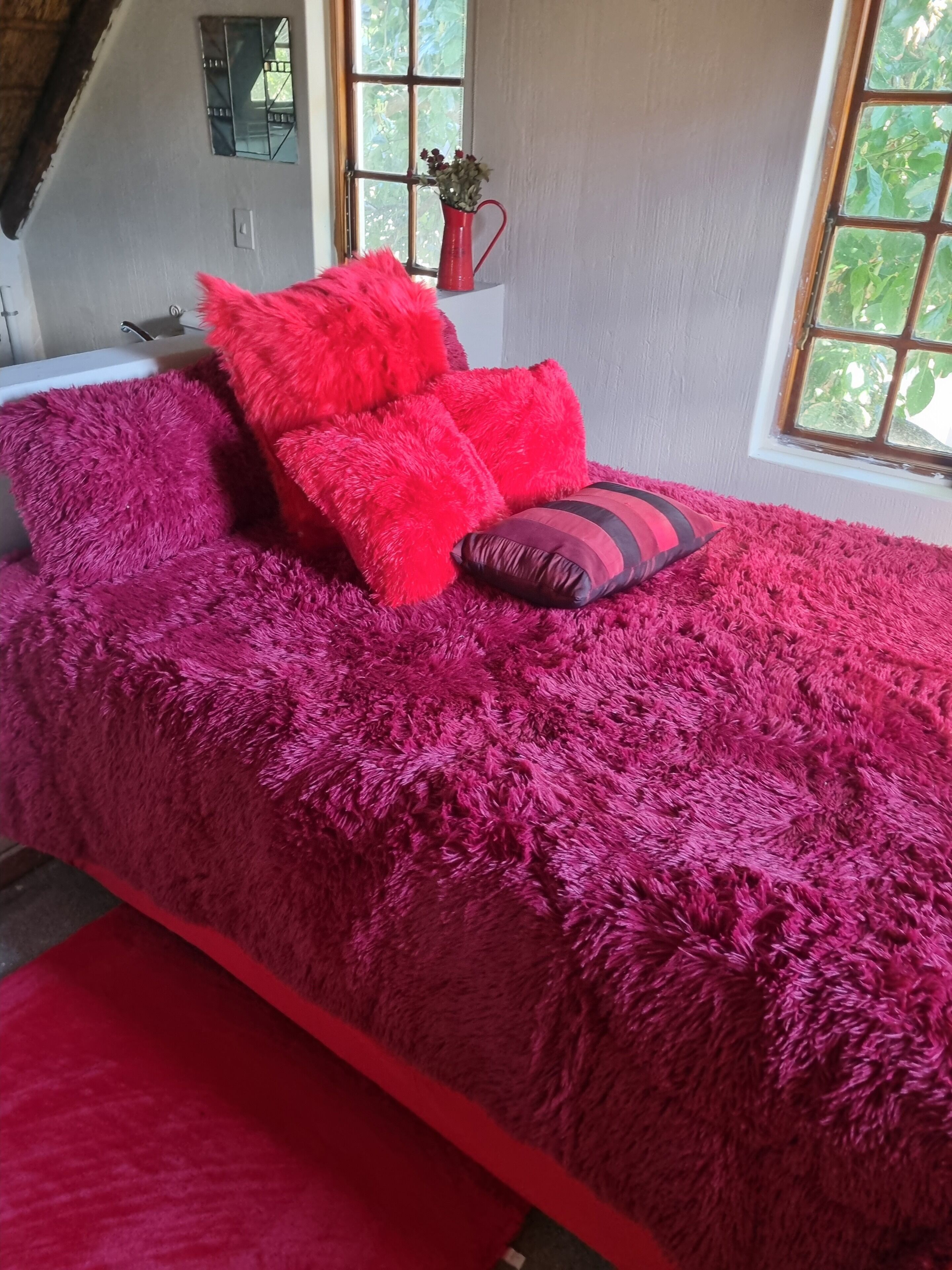 2 bedrooms, iron/ironing board, bed sheets